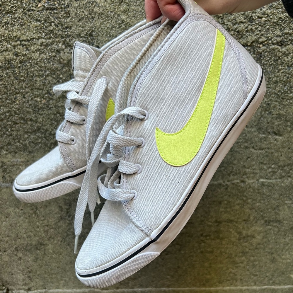 Nike high tops size 6.5 lime green symbol on grey